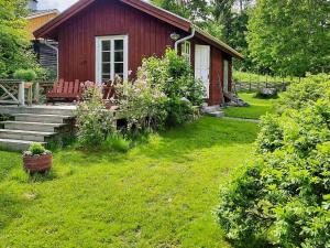 3 person holiday home in REBRO