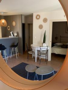 Appartements appartement cosy avec climatisation reversible GOLF DE SAUMANE : Appartement 1 Chambre