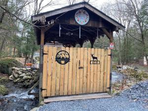 Peaceful Gateway to Island Creek Cottage