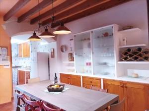 SOTIO, Village house in Campanet