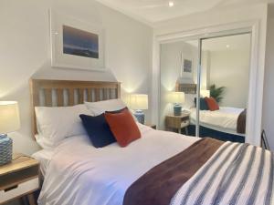 Amazing 2-bedroom apartment with lovely sea views