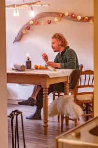 Vakantiewoning op Natuurterrein t Heuvelhof met optioneel hottub en sauna