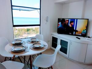Apto de frente p Mar, e Piscina na Cobertura do Prédio