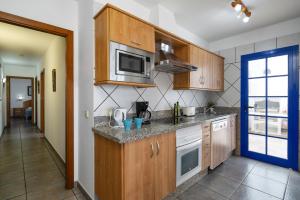 Villa Blanca by Villa Plus