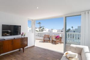 Villa Sunny Side by Villa Plus