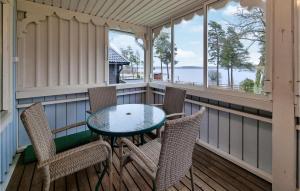 Nice Home In Hökerum With Sauna