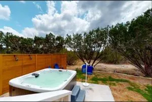 Blue Oasis in the Hill Country - Center Point