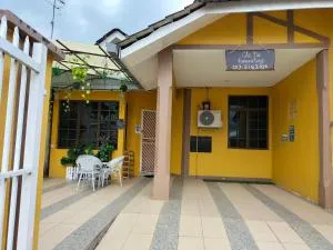 Che Na Homestay Skudai Johor - Kampong Skudai Laut