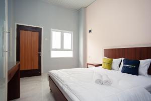 Urbanview Hotel Pangeran Palembang by RedDoorz