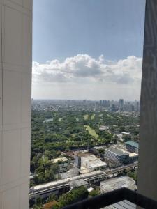 Relaxing Big Studio Bedroom
