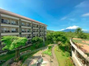 The Green Peak, ARTOTEL Curated - Cilember Udik 1