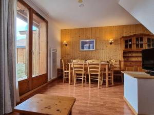 Chalets Chalet Le Devoluy, 3 pieces, 6 personnes - FR-1-525-255 : photos des chambres