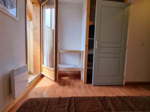 Chalets Chalet Le Devoluy, 3 pieces, 6 personnes - FR-1-525-255 : photos des chambres