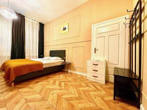 Petite Visite No 4A i 4B