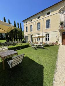 Maisons d'hotes Chateau Talaud : photos des chambres