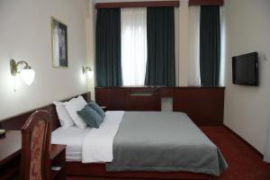 Double or Twin Room room in Palace Hotel