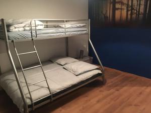 centre Pierrefonds superbe appartement + parking