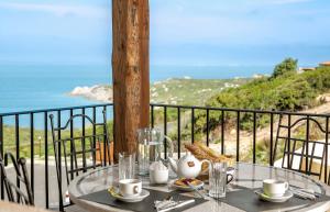 Punta Falcone Resort img2