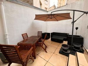 Studio Balcon Champs-Élysées - HALA PARIS