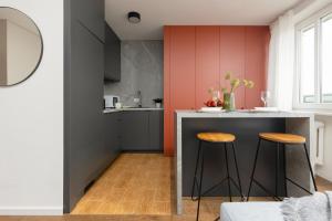 Modern Studio with Balcony Warsaw Mokotów by Renters