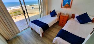 Linden Terrace 4 - 6 Sleeper - Wheelchair & Pet-friendly with Great Sea Views!