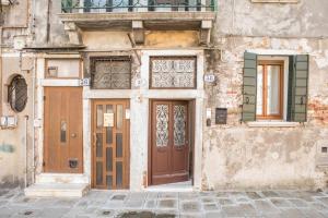 Casa Marisa - facing campo in Murano - Venezia