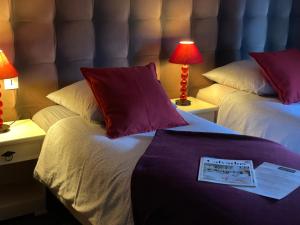 Hotels Les 3 rois by YY : photos des chambres