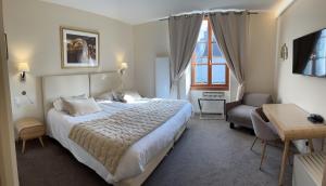 Hotels Logis Hotel des Messageries : photos des chambres