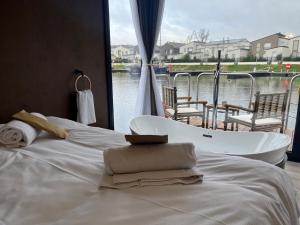 Bateaux-hotels Escale Royale Isle Adam : photos des chambres