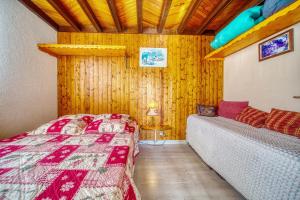 Maisons de vacances Chalet les Colchiques : photos des chambres