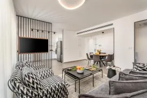 Luxurious Huge 2BDR&2Bth w Parking- mahne yehuda sea-u jerusalem - Nephtoah