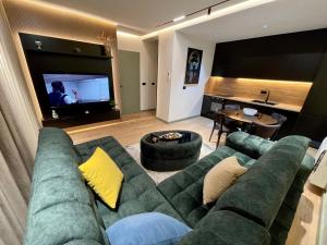 Queens Luxury Apartments Tirana