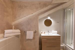 Hotels Hotel Lastiry : photos des chambres