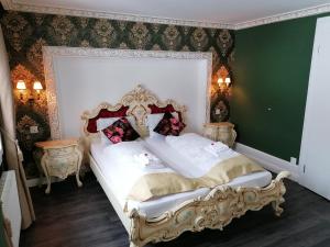 Double Room with Mountain View room in Historisches Hotel Restaurant Bären
