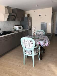 Appartements Studio pour 2 personnes a Tonnay Charente : photos des chambres