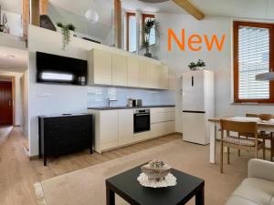 Klinar - Attractive new two-story apartment