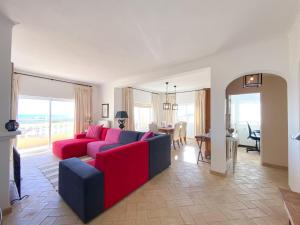 Beachfront villa with pool and stunning ocean view #1908