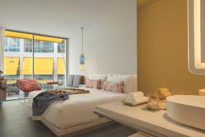 Wonderful Room, Guest room, 1 King room in W Ibiza