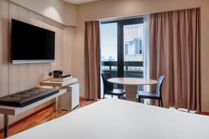 Standard Room King, Guest room, 1 King room in AC Hotel Gran Canaria