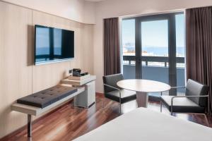 Standard Balcony, Guest room, 1 King, Balcony room in AC Hotel Gran Canaria