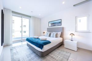 Adega Marina Apartments - Urban View
