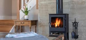 Green End Farm Cottages - The Cow Barn