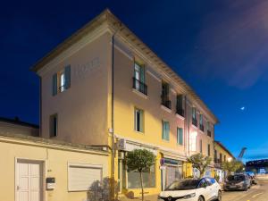 Hotels Hotel De Belgique a Menton : photos des chambres
