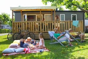Campings Camping Moulin de Paulhiac : photos des chambres