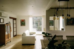 Beautiful house in the heart of its pine forest - private pool