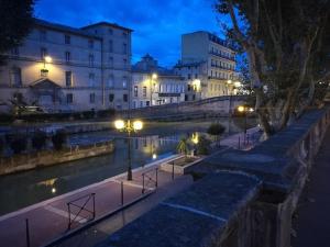 Appartements Appartement avec balcon, bord du canal, Wifi. : photos des chambres