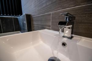 Winter Gardens Suites by Sasco