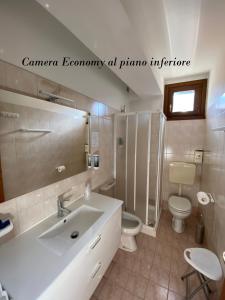 Camera Economy Matrimoniale/Doppia con Letti Singoli