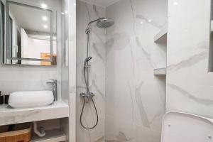 Acropolis Thisio Apartment 2 bedrooms 2 bathrooms