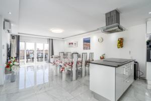 WELCS APARTAMENTO 048 EMP con Terraza y Vistas